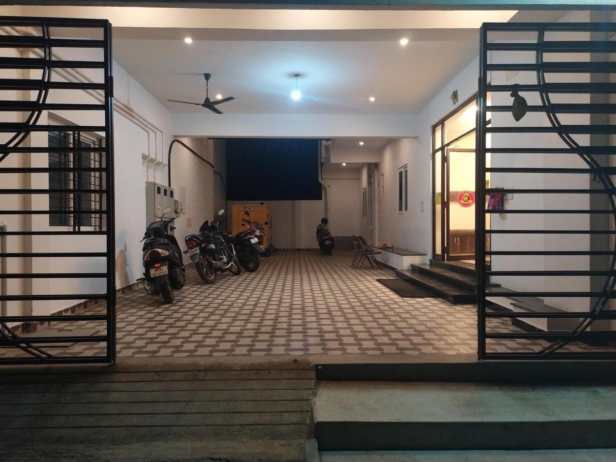 Hotel Rani And Rani Residency Puducherry Zewnętrze zdjęcie