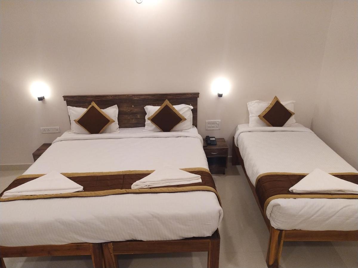 Hotel Rani And Rani Residency Puducherry Zewnętrze zdjęcie
