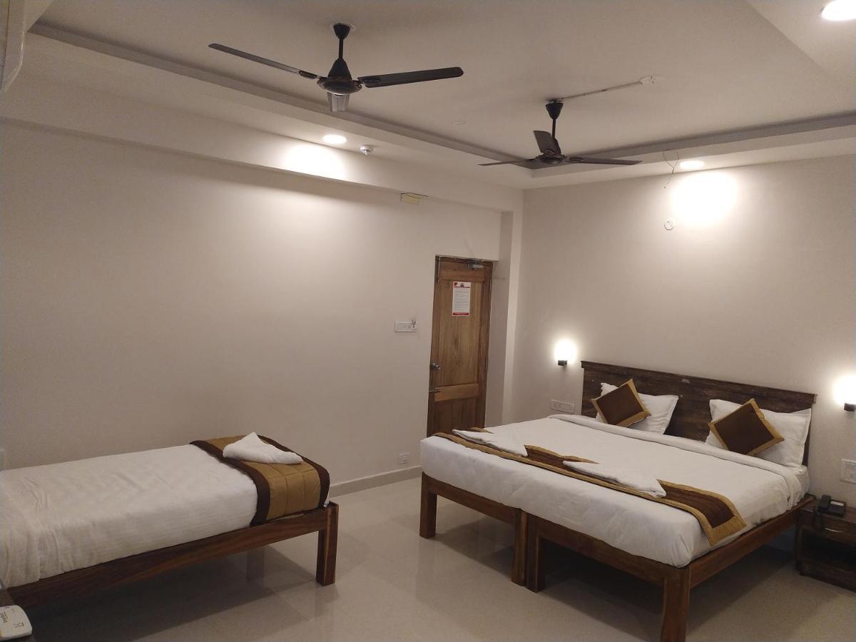 Hotel Rani And Rani Residency Puducherry Zewnętrze zdjęcie