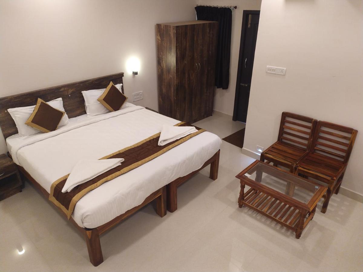 Hotel Rani And Rani Residency Puducherry Zewnętrze zdjęcie