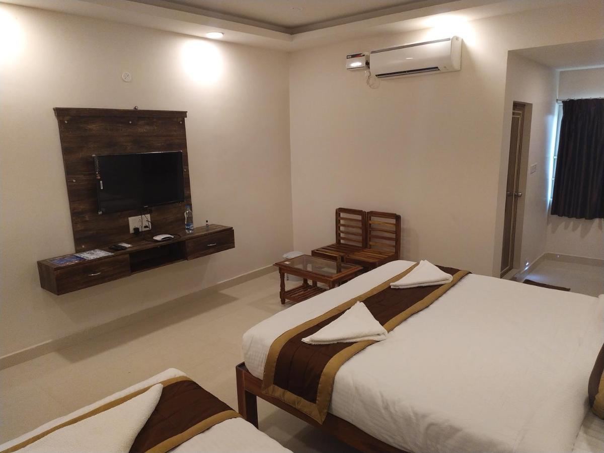 Hotel Rani And Rani Residency Puducherry Zewnętrze zdjęcie
